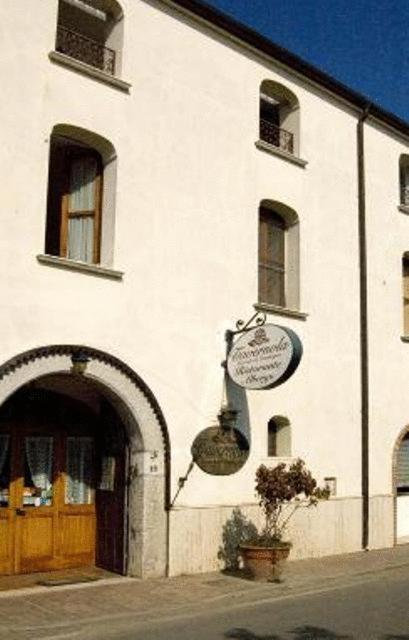 Tavernola - Locanda Di Campagna Battipaglia Luaran gambar