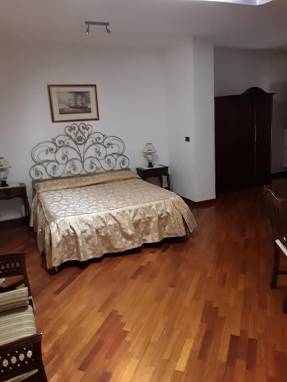 Tavernola - Locanda Di Campagna Battipaglia Luaran gambar